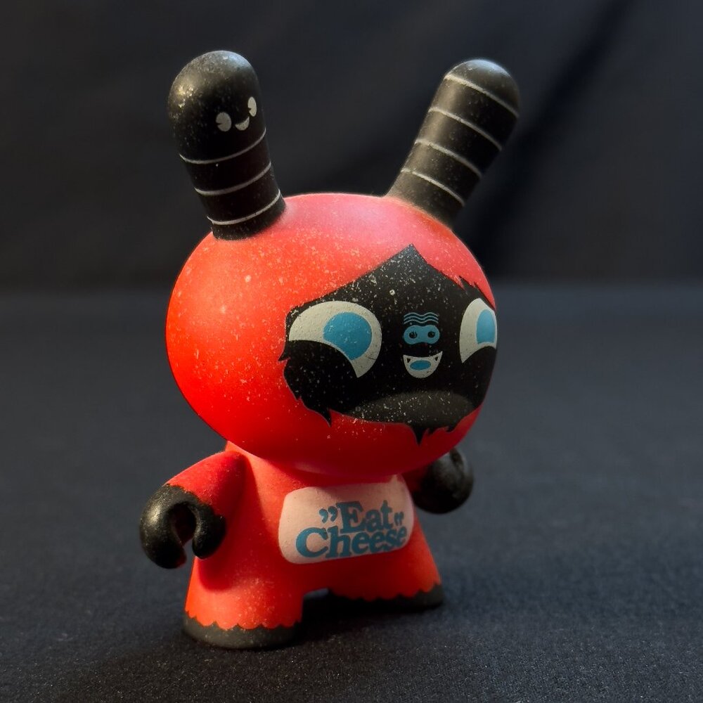 Kidrobot Dunny 2008 French series Eat Cheese figure by 123 Klan 1/50 Chase